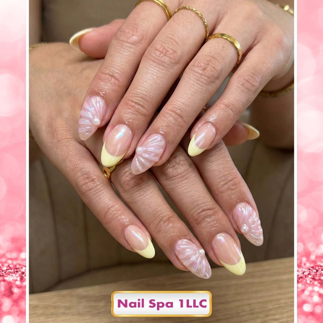 Beautiful Nail Ideas to Try This Month